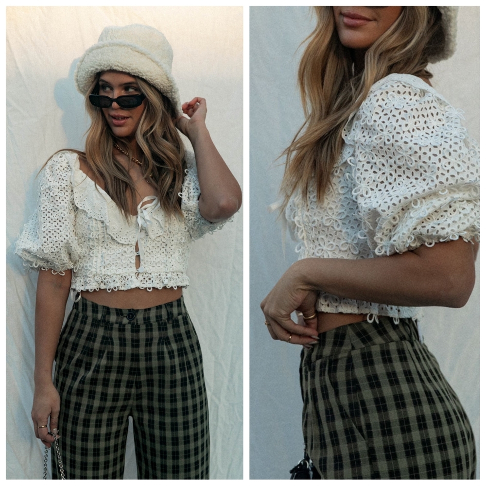 For Love And Lemons Cassis Eyelet 3D Lace Crop Top In White Size Medium - Picture 3 of 10